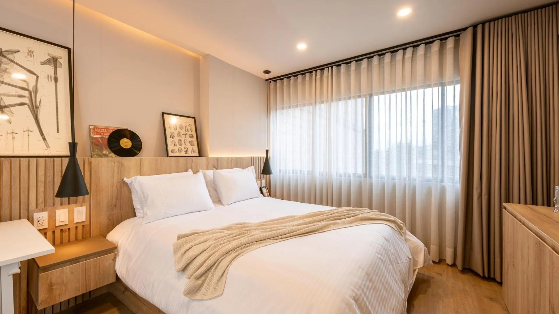 Aparthotel Stratasix Hotel Medellin