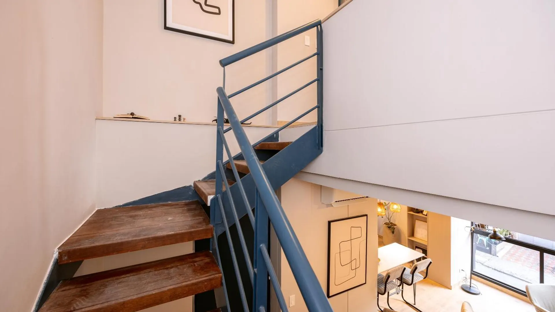 מלון דירות מדיין Stratasix Hotel