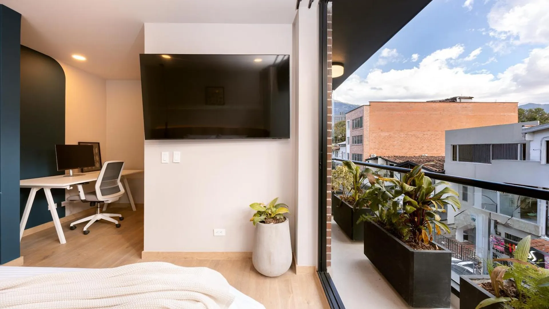 מלון דירות מדיין Stratasix Hotel קולומביה