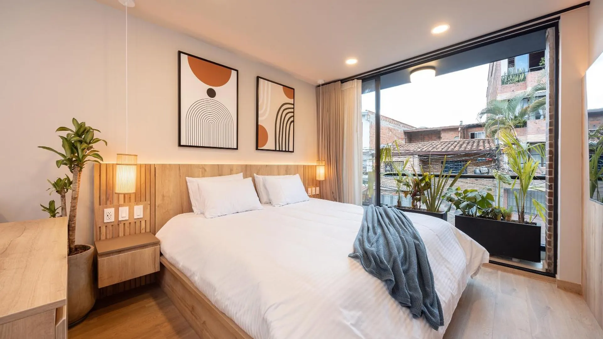 Stratasix Hotel Medellin