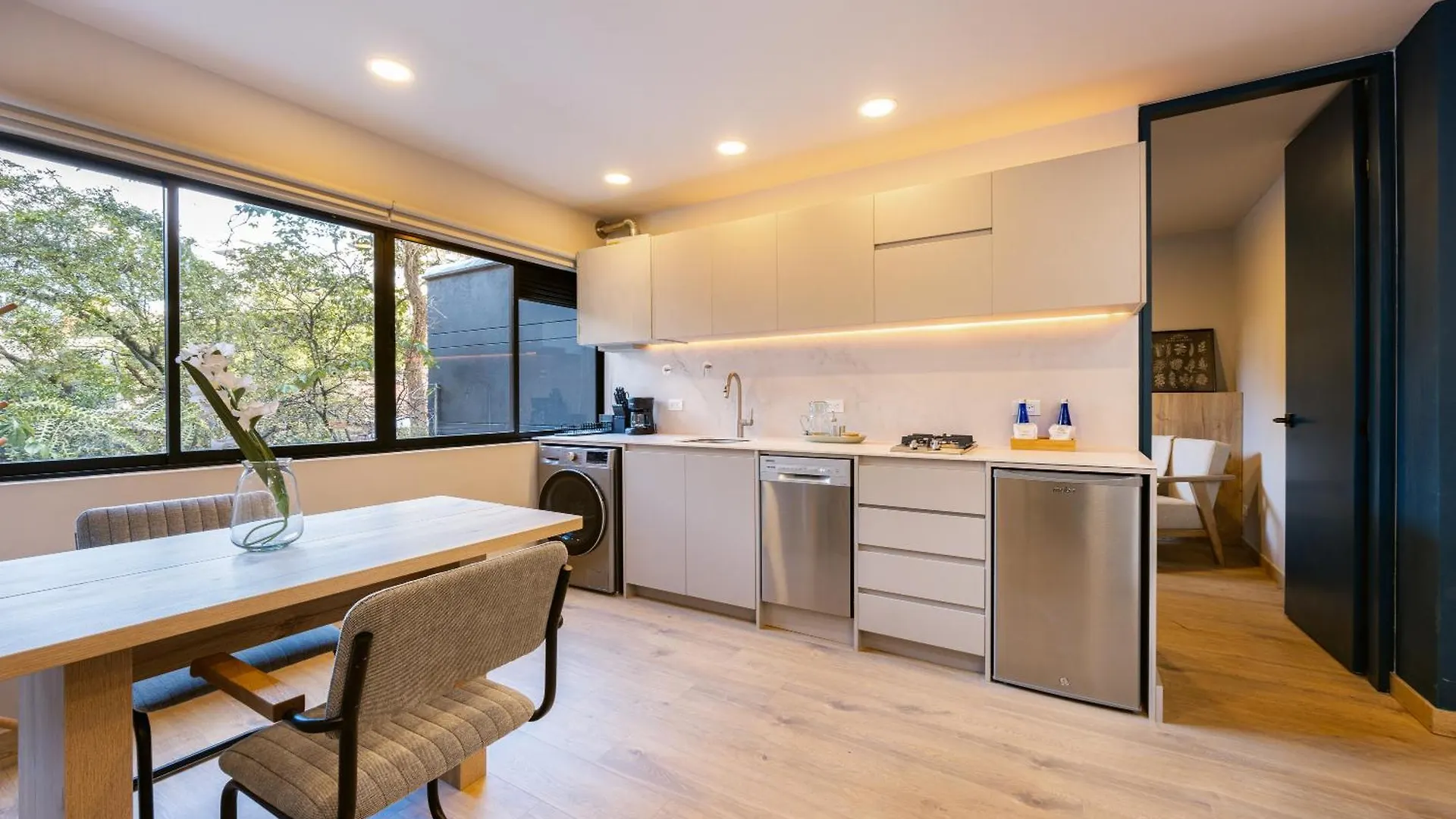 Stratasix Hotel Medellin