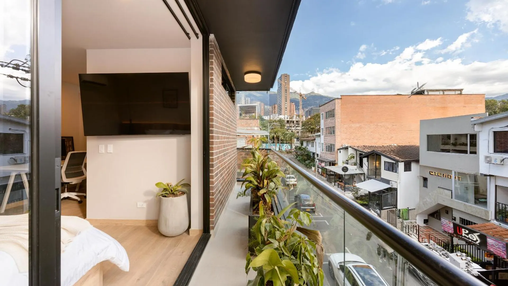 Stratasix Hotel 麦德林 0*,